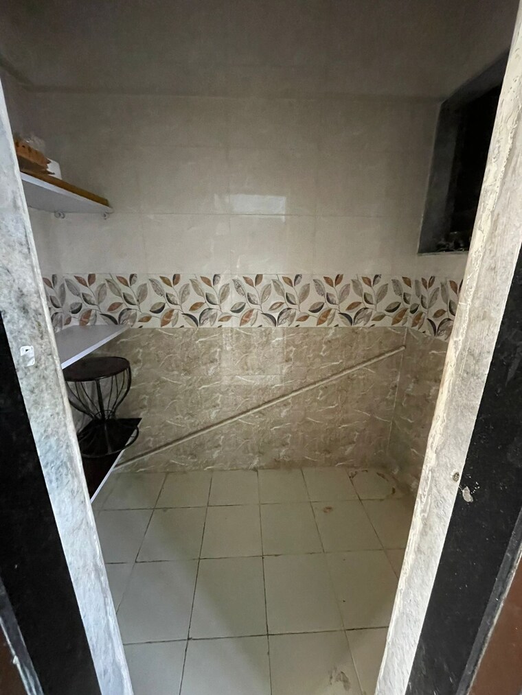 Bathroom, cosmos-jewels 3 Bedroom 960 Sq.Ft. Apartment In Ghodbunder Road Thane 9549170