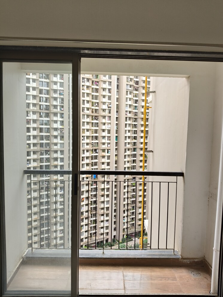 Room, runwal-eirene 2 Bedroom 568 Sq.Ft. Apartment In Balkum Pada Thane 9549203