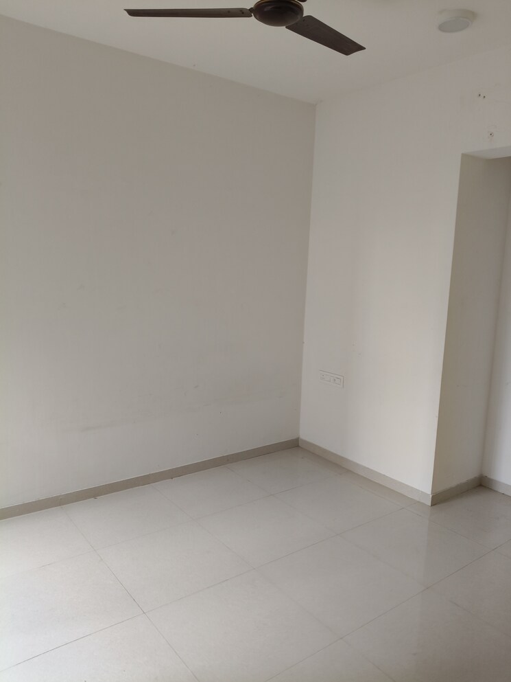 Room, runwal-eirene 2 Bedroom 568 Sq.Ft. Apartment In Balkum Pada Thane 9549203
