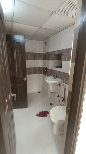 Bathroom in 2 BHK Apartment at Jm Orchid, Sector 76 – for Rent