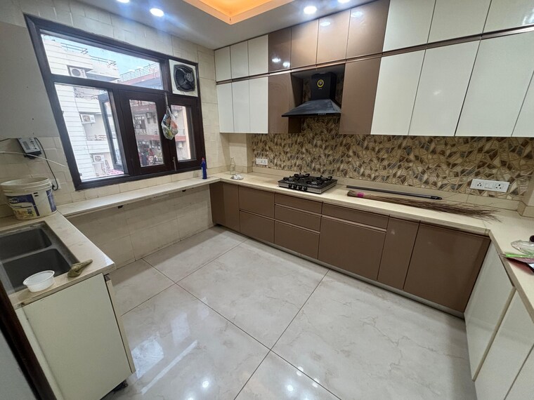 Kitchen, sector 46 4 Bedroom 362 Sq.Yd. Builder Floor In Sector 46 Gurgaon 9549218
