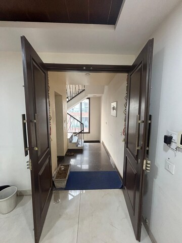  4 BHK Builder Floor at Sector 46 – for Sale