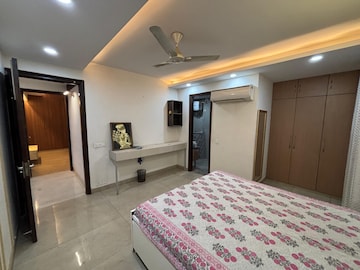 Bedroom in 4 BHK Builder Floor at Sector 46 – for Sale