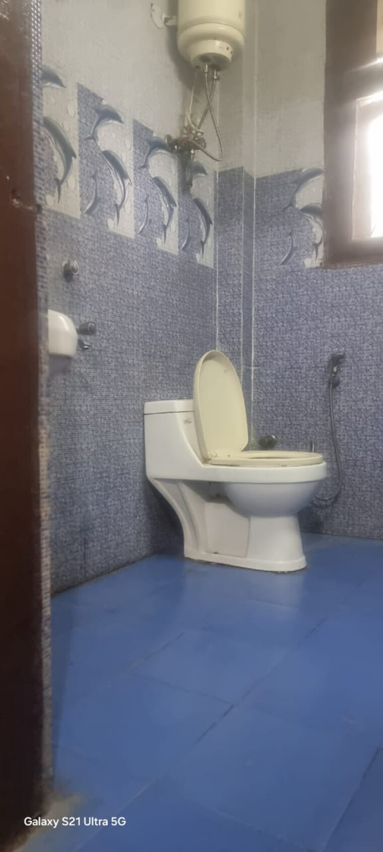 Bathroom, south extension ii 3 Bedroom 250 Sq.Yd. Builder Floor In South Extension ii Delhi 9549232