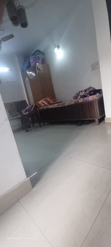 Living Room in 3 BHK Builder Floor at South Extension ii – for Rent