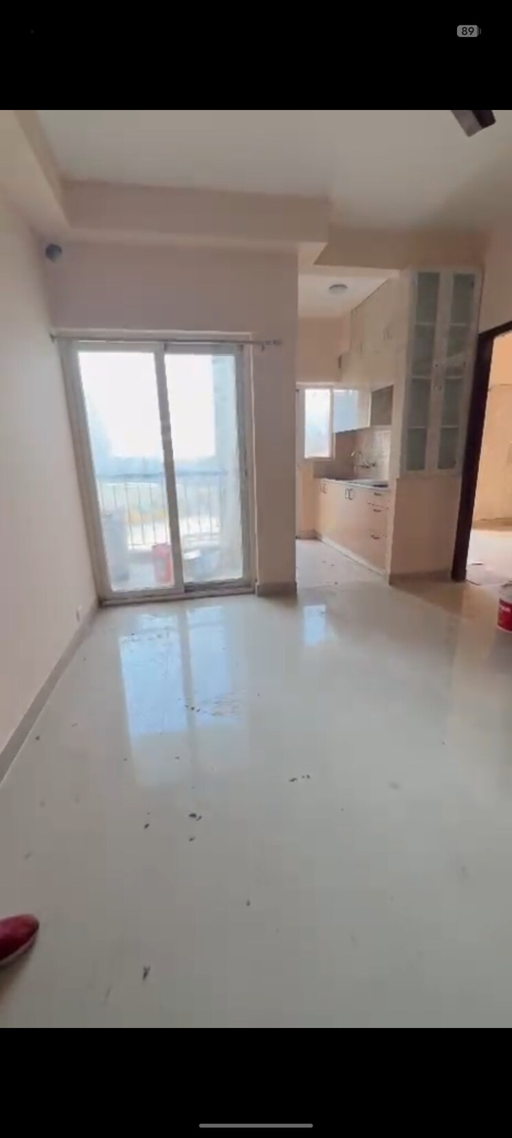 Room, amrapali-dream-valley 1 Bedroom 585 Sq.Ft. Apartment In Tech Zone 4 Greater Noida Greater Noida 9549251