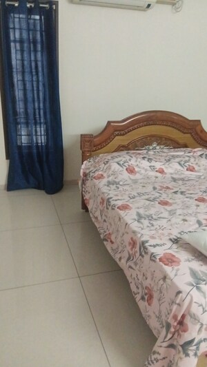 Bedroom in 3 BHK Villa at Puppalaguda – for Rent