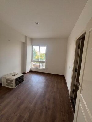 Furnished Amenities in 2 BHK Apartment at Silverglades The Melia, Sohna Sector 35 – for Rent