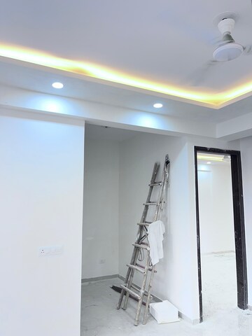 Building Lobby in 2 BHK Builder Floor at Smart World Gems, Sector 89 – for Sale