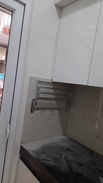 Kitchen in 3.5 BHK Builder Floor at Smart World Gems, Sector 89 – for Rent