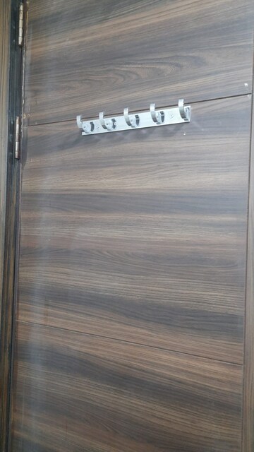 Room in 3.5 BHK Builder Floor at Smart World Gems, Sector 89 – for Rent