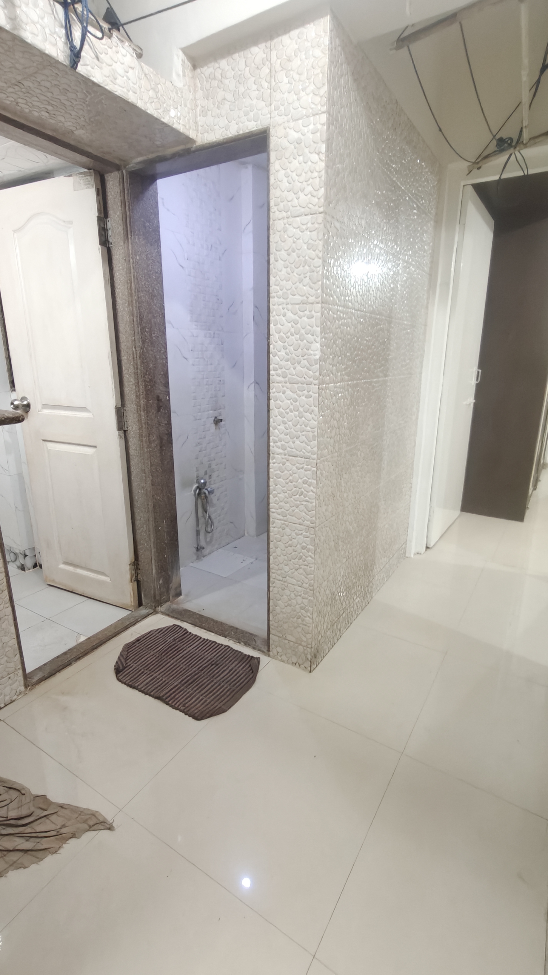 1 BHK Apartment For Rent in Lok Upvan I