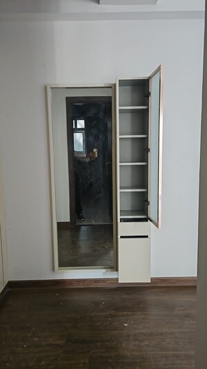 Building Lobby in 3 BHK Apartment at ATS Le Grandiose, Sector 150 – for Rent