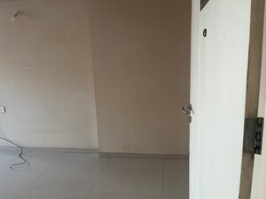 Furnished Amenities in 3 BHK Apartment at Ganga Arcadia, Kharadi – for Rent