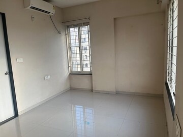 Room in 3 BHK Apartment at Ganga Arcadia, Kharadi – for Rent