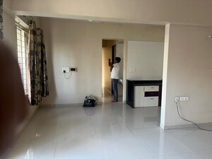 Room in 3 BHK Apartment at Ganga Arcadia, Kharadi – for Rent
