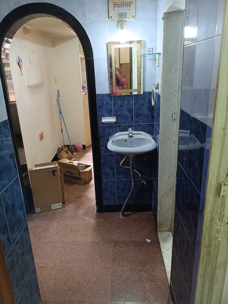 Master Bedroom, shiv-kirti-apartment 2 Bedroom 625 Sq.Ft. Apartment In Malad West Mumbai 9549478