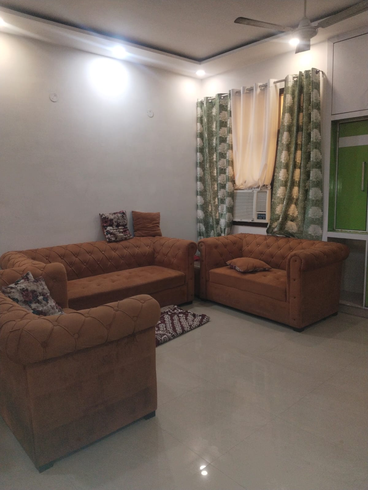3 BHK Apartment For Rent in Ajnara Pride