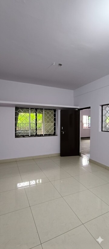 Room in  Shop at Kurubarahalli – for Rent