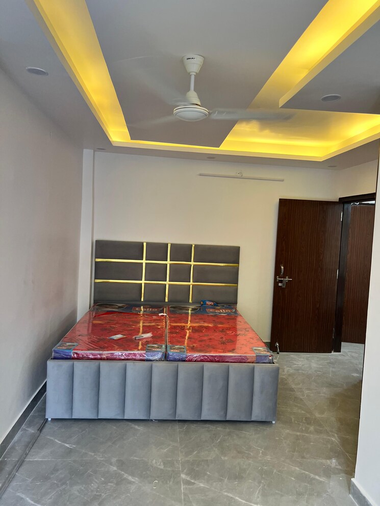 Bedroom, freedom fighters enclave 1 Bedroom 500 Sq.Ft. Builder Floor In Freedom Fighters Enclave Delhi 9549492