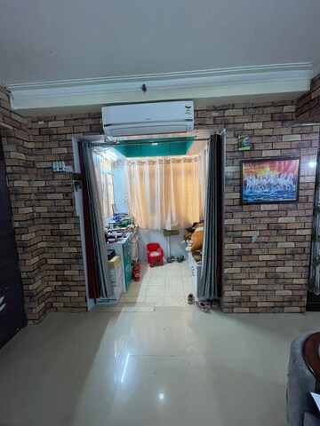 Living Room in 2.5 BHK Apartment at KLJ Greens, Sector 77 – for Sale