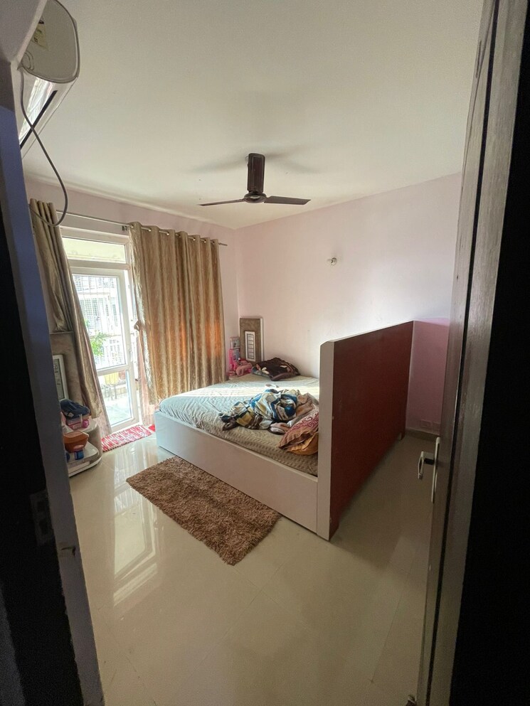 Bedroom, klj-greens 2.5 Bedroom 1343 Sq.Ft. Apartment In Sector 77 Faridabad 9549511