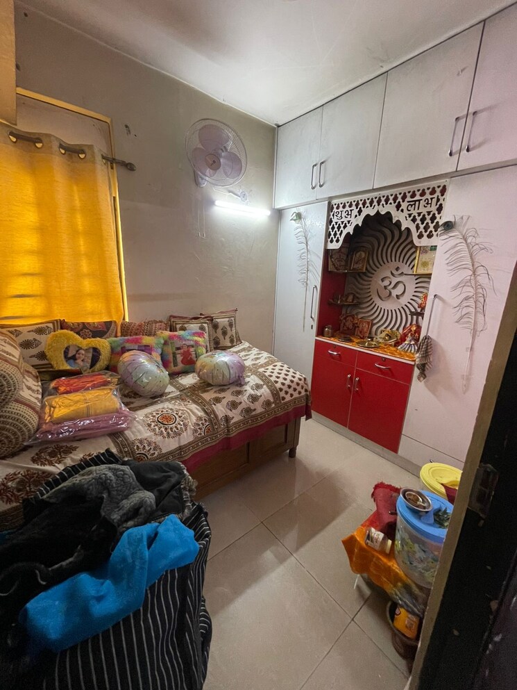 Living Room, klj-greens 2.5 Bedroom 1343 Sq.Ft. Apartment In Sector 77 Faridabad 9549511