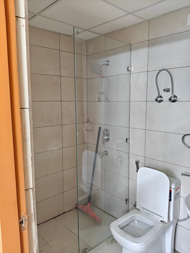 Bathroom, tata-eureka-park 3 Bedroom 1575 Sq.Ft. Apartment In Sector 150 Noida 9549505