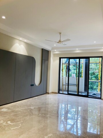 3 BHK Builder Floor For Rent in Sector 45