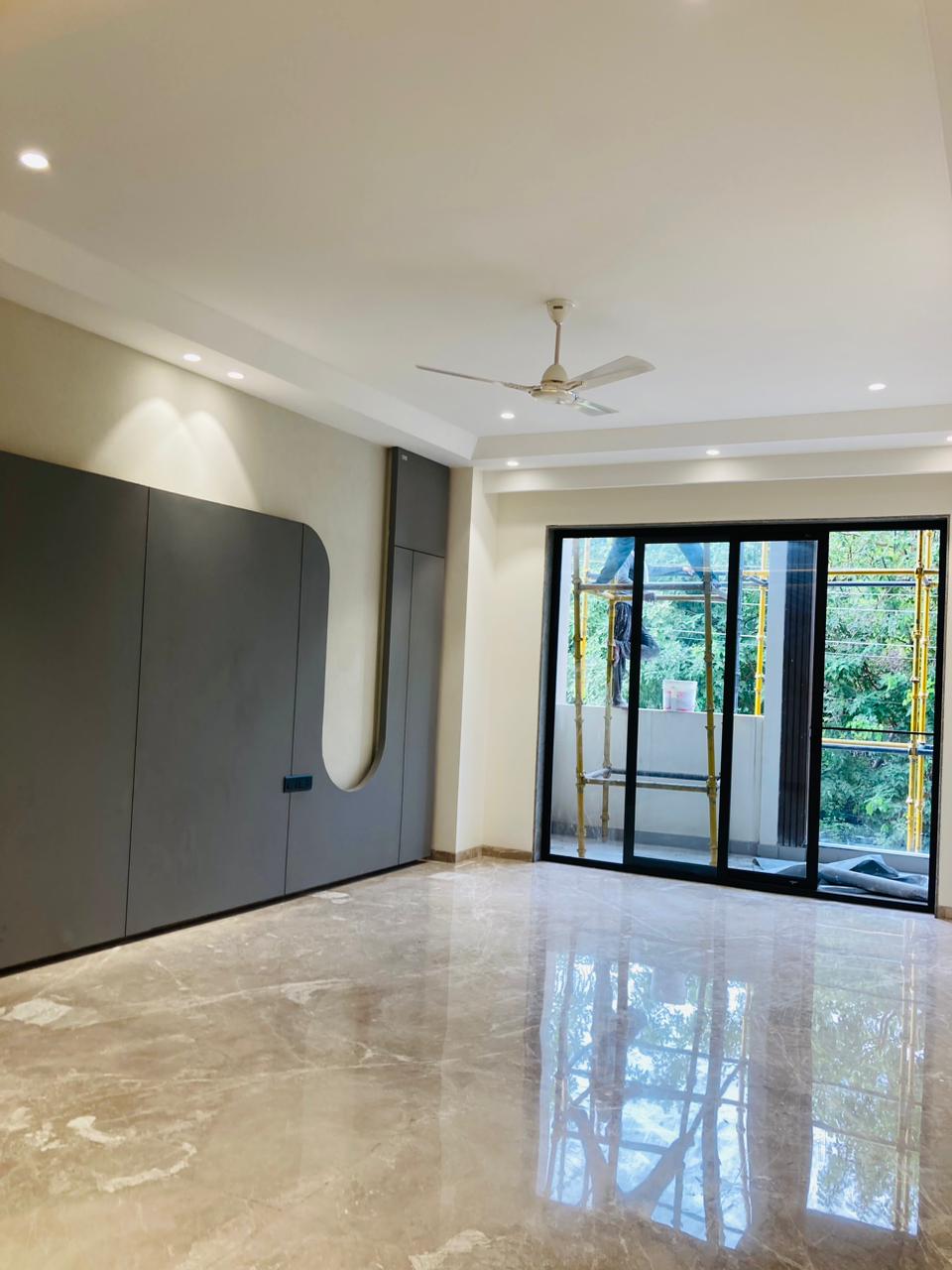 3 BHK Builder Floor For Rent in Sector 45