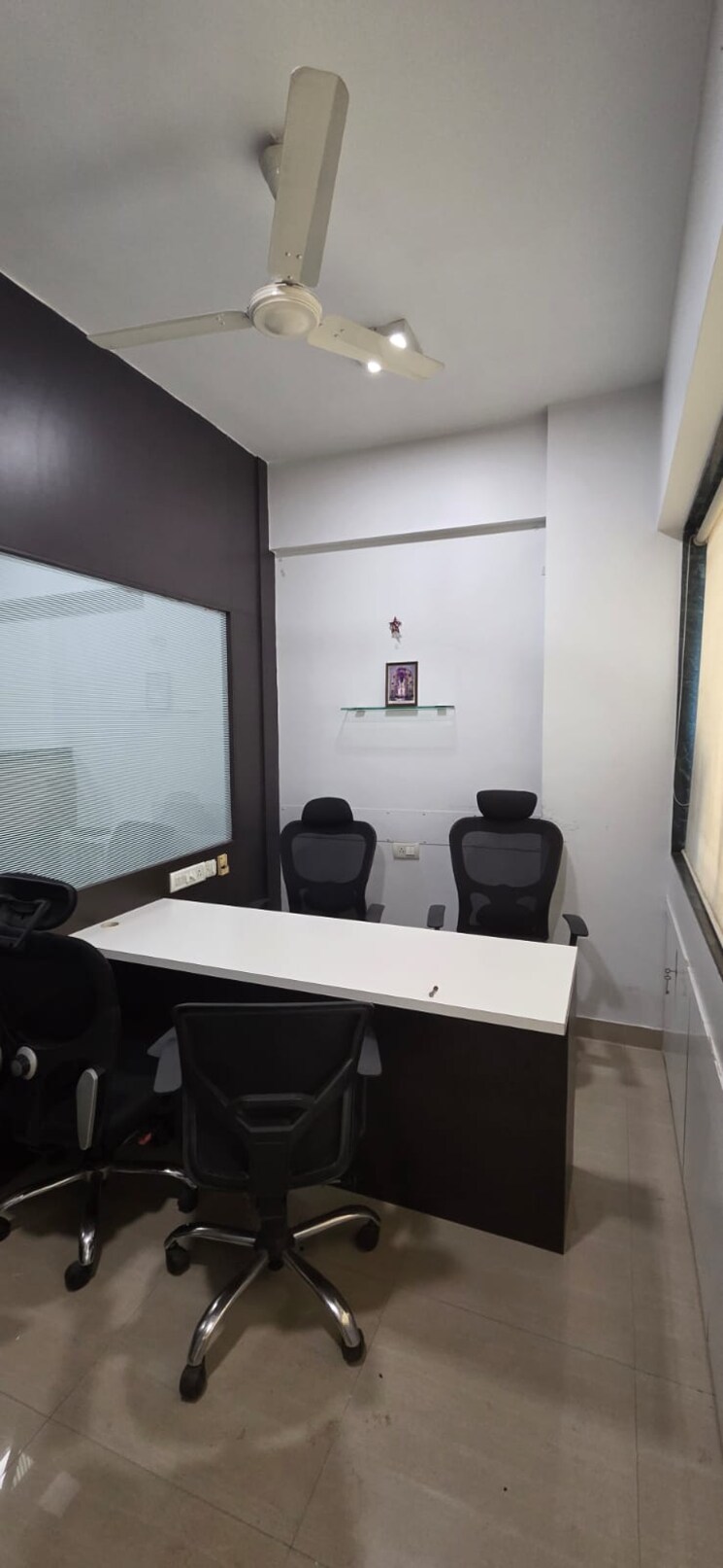 Team Area, chembur Commercial Office Space 357 Sq.Ft. In Chembur Mumbai 9549498