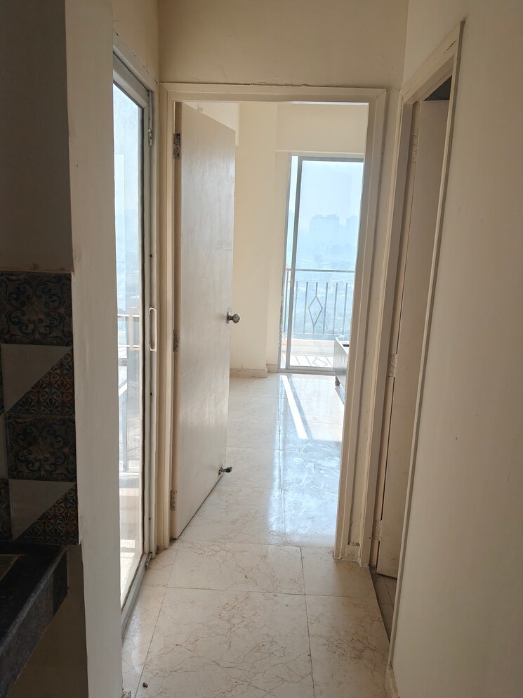 undefined, sector 93 2 Bedroom 645 Sq.Ft. Apartment In Sector 93 Gurgaon 9549546