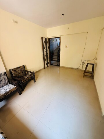 Room in 1 BHK Apartment at Bhoomi Acres, Thane West – for Rent