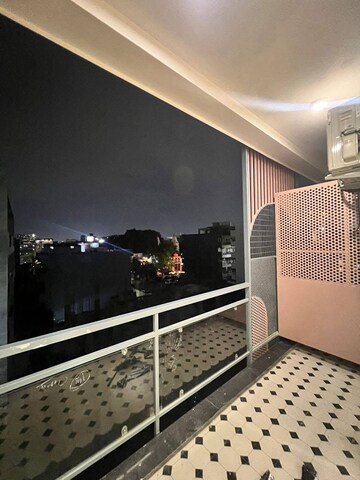 1 BHK Builder Floor For Rent in Chattarpur