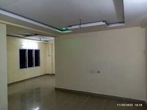 Room in 3 BHK Apartment at Sheela Nagar – for Sale
