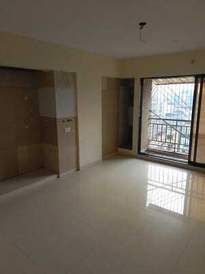 Room in 2 BHK Apartment at Sai Vihar Chs Kalwa, Kalwa – for Rent