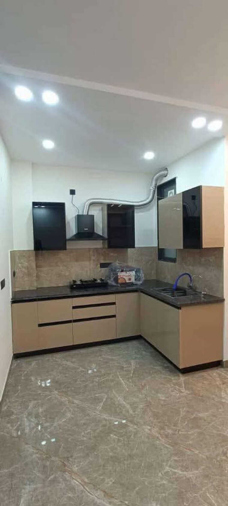 Kitchen, ignou road 1 Bedroom 650 Sq.Ft. Apartment In Ignou Road Delhi 9549576