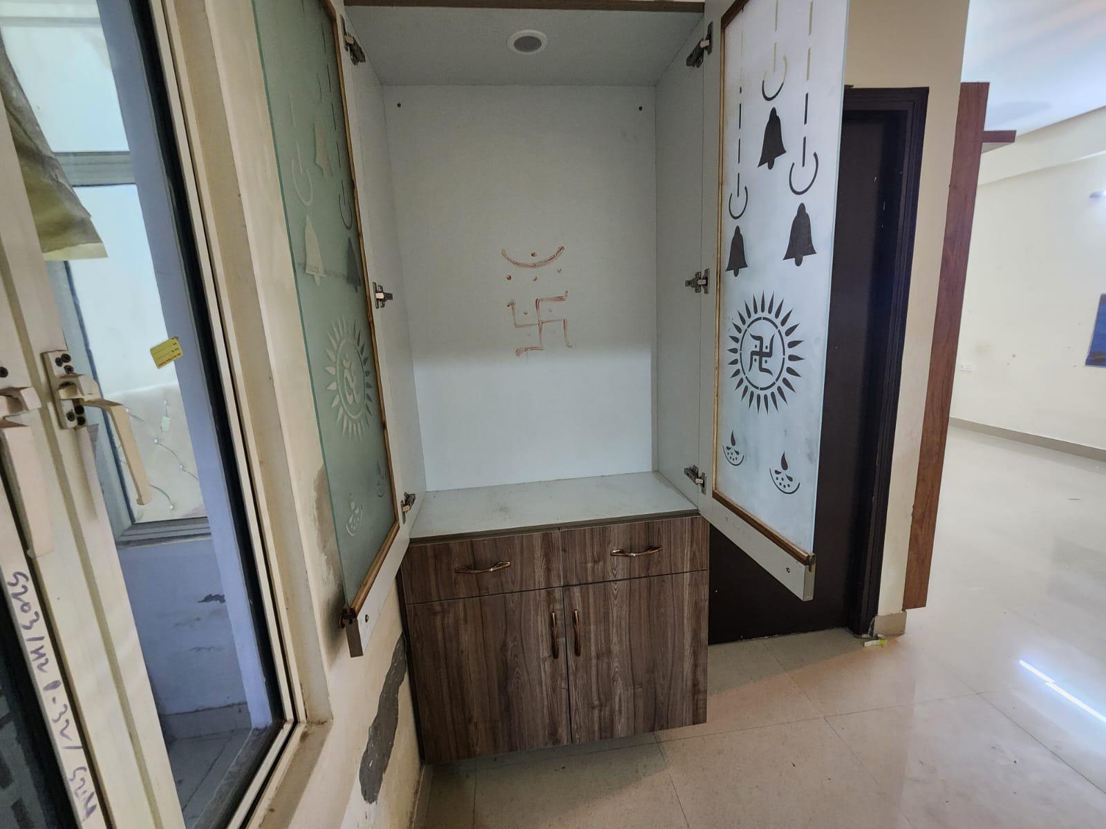 3 BHK + Pooja Room 1350 Sq.Ft. Apartment in Vasu Fortune Residency