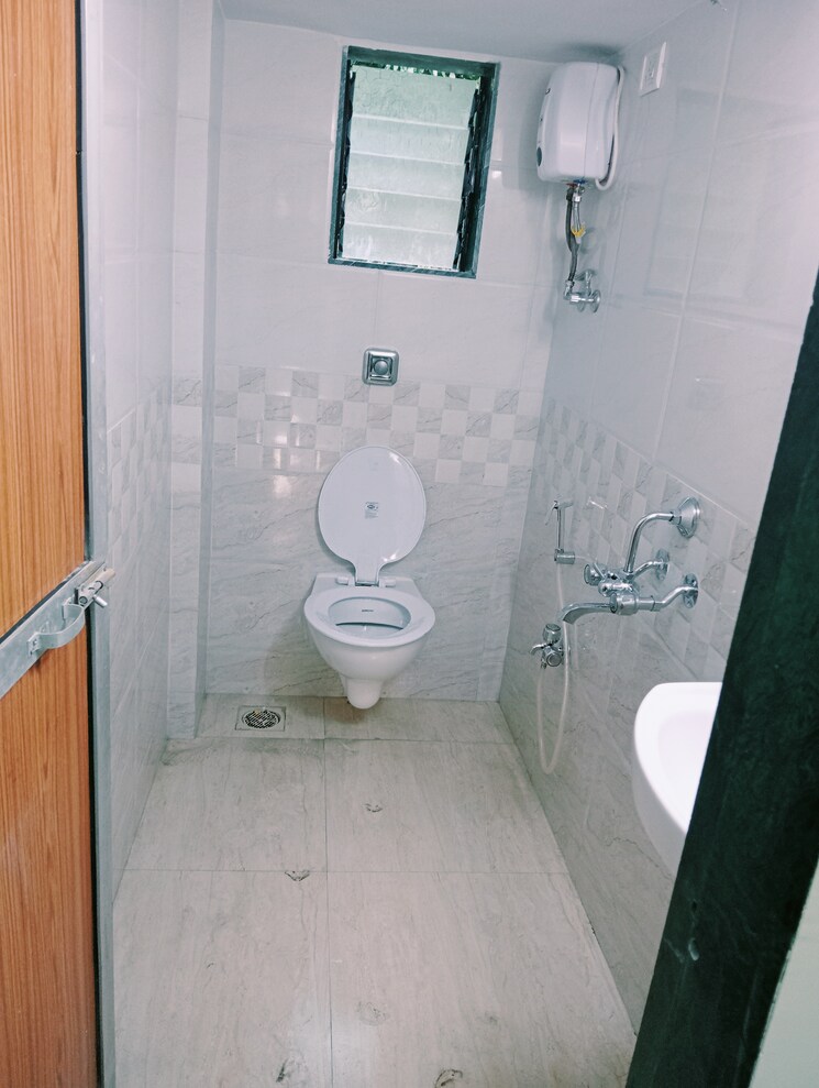 Bathroom, mayuresh-chsl 1 RK 300 Sq.Ft. Apartment In Jogeshwari East Mumbai 9549588