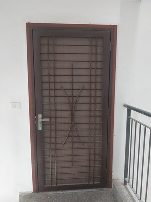  2 BHK Builder Floor at Sector 82 – for Rent