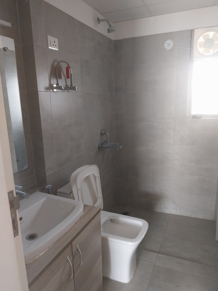 Bathroom, sector 82 2 Bedroom 930 Sq.Ft. Builder Floor In Sector 82 Gurgaon 9549606