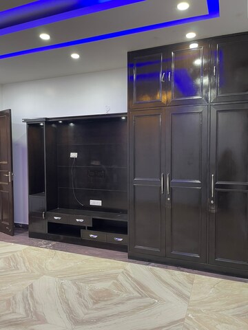 Furnished Amenities in 3 BHK Builder Floor at RWA Residential Society Sector 46, Sector 46 – for Rent