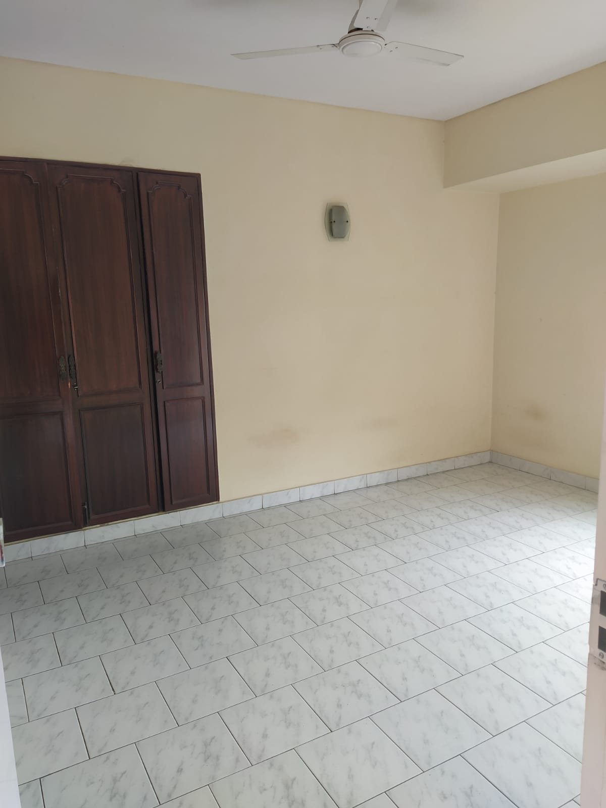 2 BHK Apartment For Rent in Eros Sterling Apartments