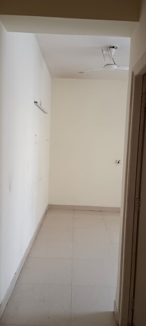 Room in 2 BHK Apartment at Shree Vardhman Mantra, Sector 67 – for Rent