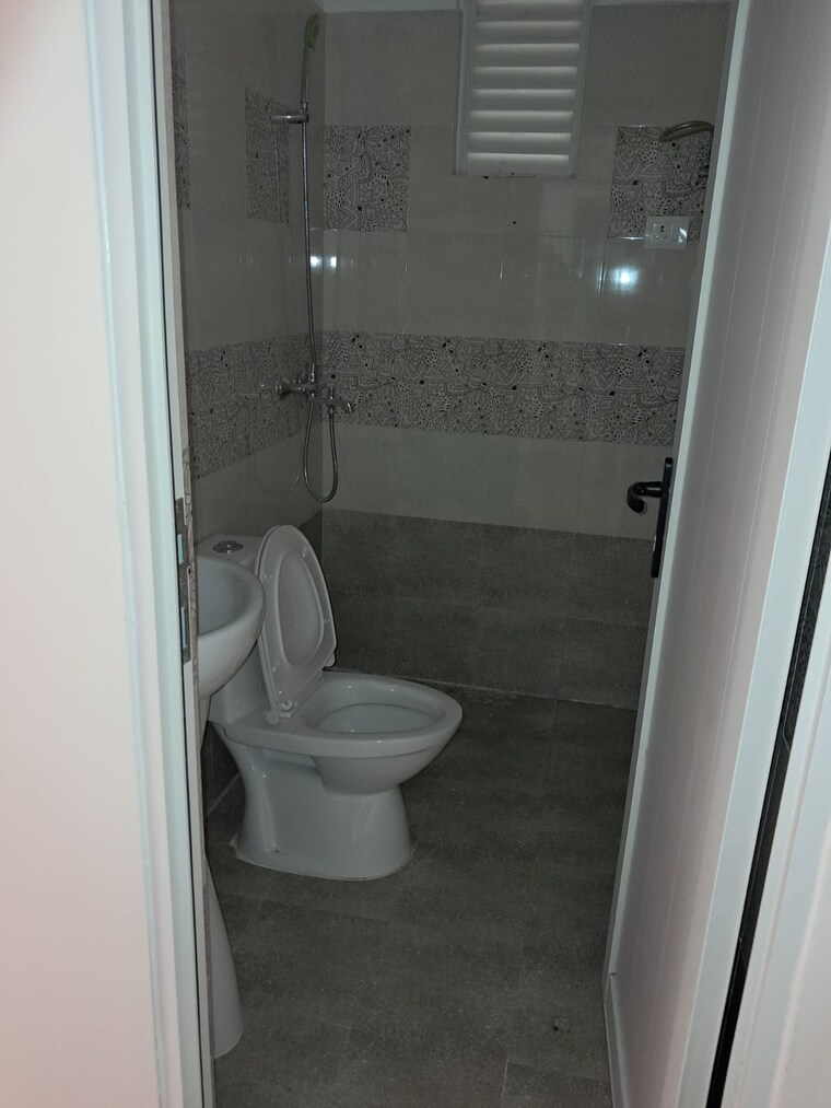 Bathroom, windlass-river-valley 2 Bedroom 828 Sq.Ft. Apartment In Harrawala Dehradun 9549642
