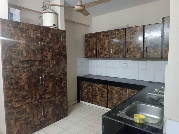 Kitchen, shankar nagar 3 Bedroom 1200 Sq.Ft. Apartment In Shankar Nagar Raipur 9549640