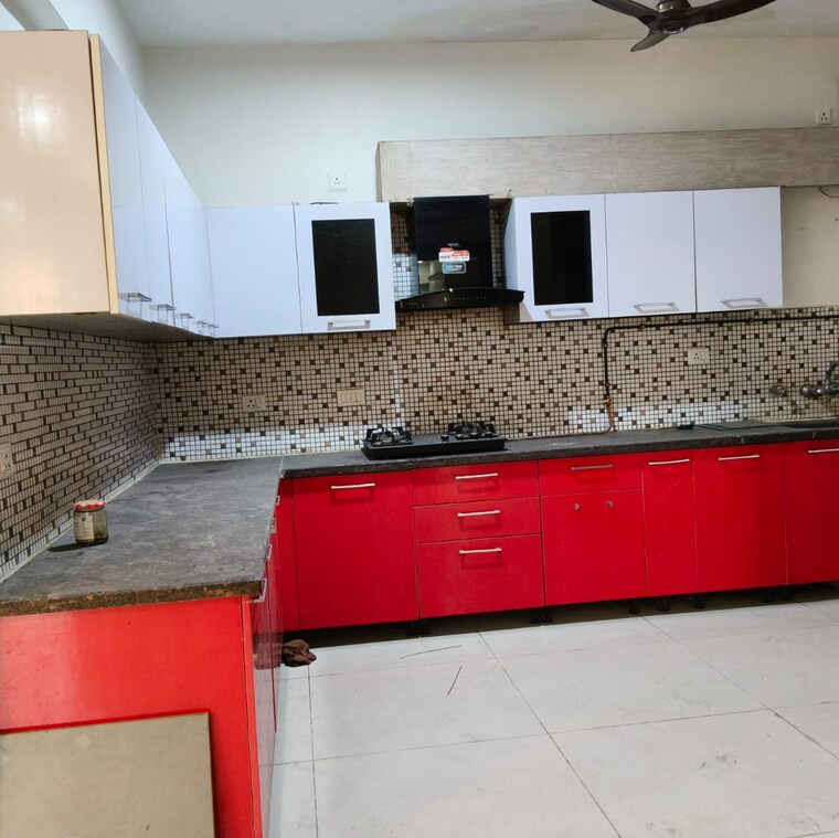 Kitchen, saya-gold-avenue 4 Bedroom 2370 Sq.Ft. Apartment In Vaibhav Khand Ghaziabad 9549653