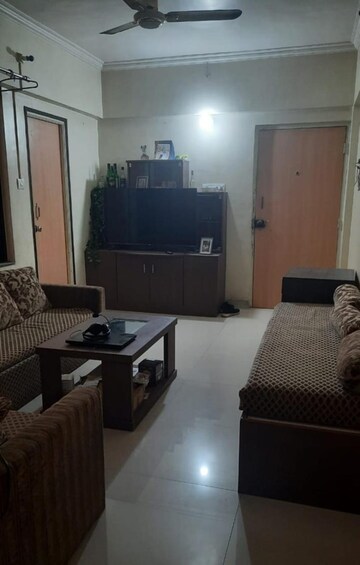 Living Room in 2 BHK Apartment at Tingre Nagar – for Rent