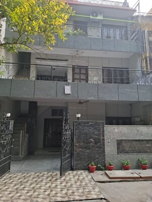 2 BHK Independent House – Exterior View View at Sector 56 - for Rent