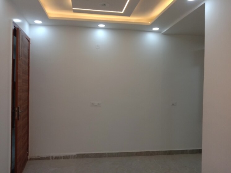 Room, dwarka mor 1 Bedroom 405 Sq.Ft. Builder Floor In Dwarka Mor Delhi 9549662